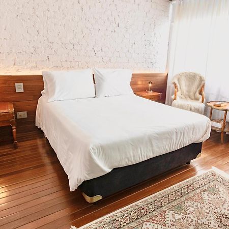 Casa Lelyte Bed & Breakfast Bogota Ngoại thất bức ảnh