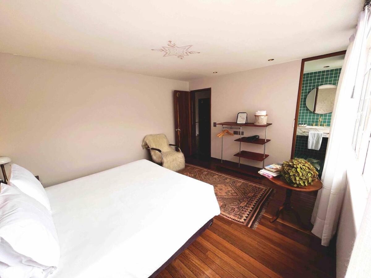 Casa Lelyte Bed & Breakfast Bogota Ngoại thất bức ảnh